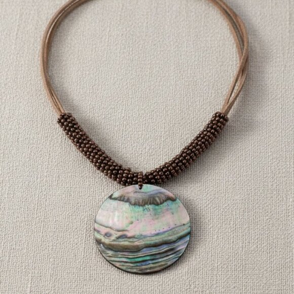 🐚 Lia Sophia Abalone Shell Pendant Cord Necklace 🌊 - Picture 1 of 6